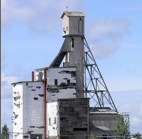 Cochenour Mine - Old Headframe